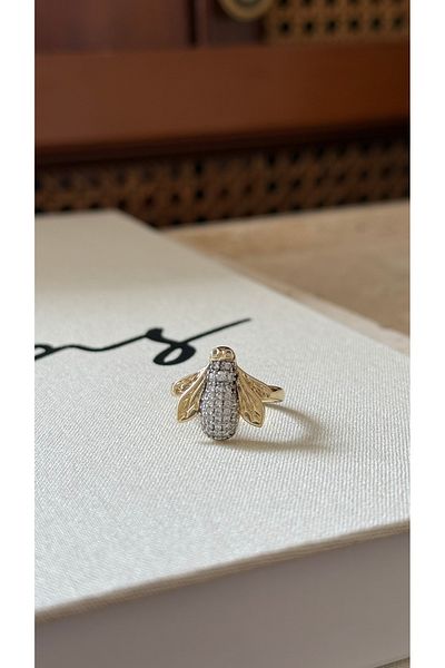 Muse Sister Bee Figured Stone Ring