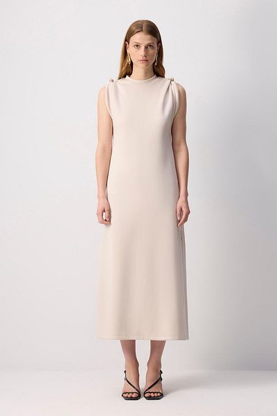Touché Privé Gold Accessory Detailed Dress