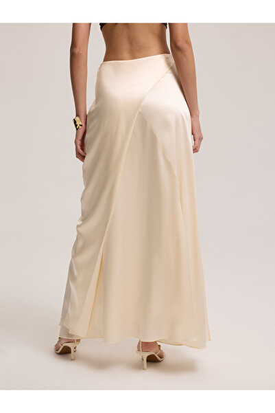 BAQA Krem İpek Etek