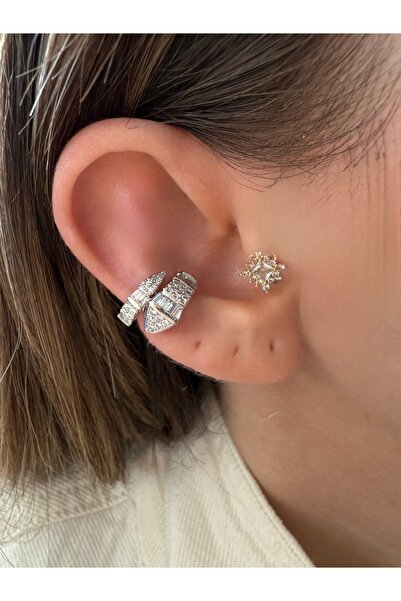 Pinery Jewels VIP SERİ - Sıralı Zirkon Taşlı Yılan Kıkırdak Küpe