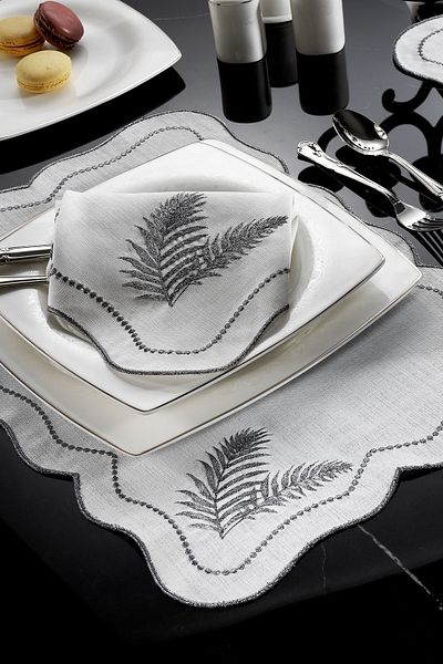 ZEBRA CASA Leaf 2-Piece Napkin Cream / Silver