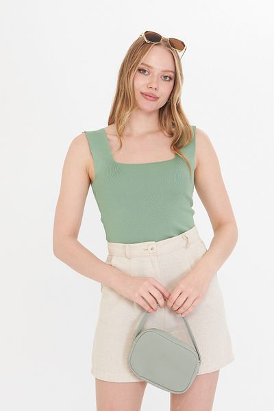 THIFF GYMWEAR Women's Sleeveless Thick Strap Slim Summer Square Neck Knitwear Undershirt