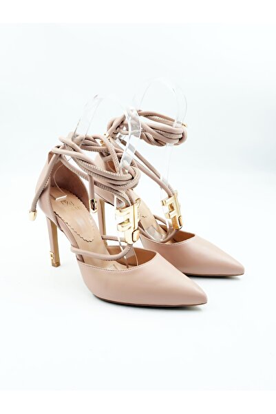 Tenau Pantofi cu toc de damă din piele naturală