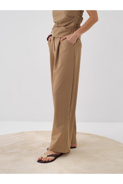 Xint Women's Camel Oversize Pants
