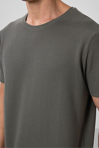 TOMMY LIFE Khaki Surface Textured Comfortable Form Basic Men's T-Shirt - 88436