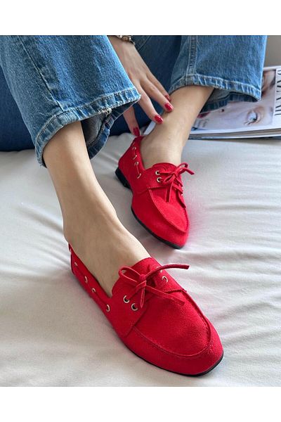 Zuum Corte Lace-Up Moccasin Women's Shoes - Red Suede