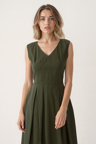 Vitrin V-Neck Belted Crinkle Fabric Midi Dress