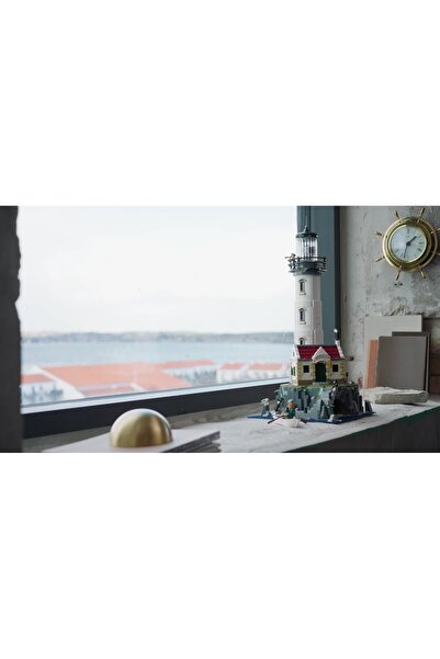 LEGO Ideas - Far motorizat 21335