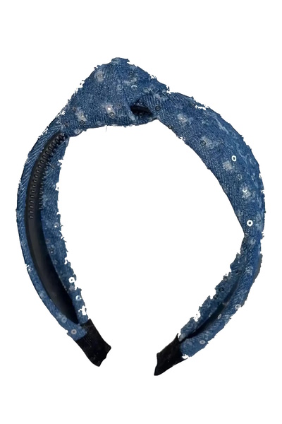 CAŞ DEKORASYON Coroană detaliată cu blugi de culoare albastră