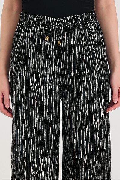 Ceylen Comfortable Cut Trousers with Lace-Up Waist