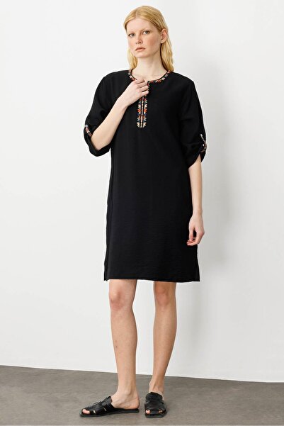 Desen Triko Women's Ethnic Pattern Embroidered Linen Dress Black