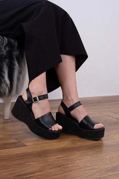 sovrana Real Leather Wedge Heel Sandals Black