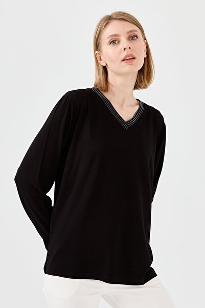 Desen Triko Γυναικεία μπλούζα με λαιμόκοψη V με αλυσίδα από βαμβακερή μαύρη