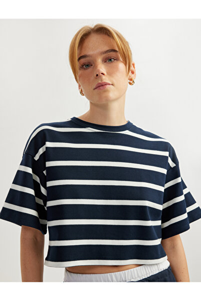 Koton Tricou crop din bumbac cu mânecă scurtă cu decolteu