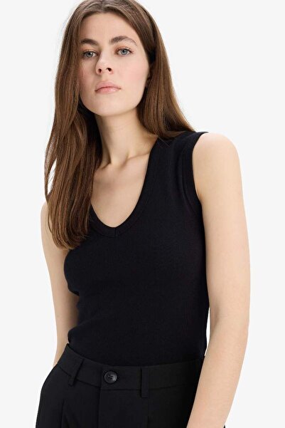 DeFacto Черна дамска спортна тениска E5779AX/BK81