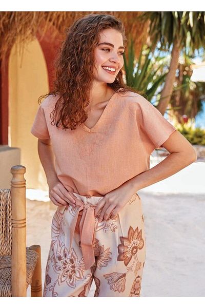 Berrak 9156 Women's Salmon Floral Flower Pattern Pants Suit