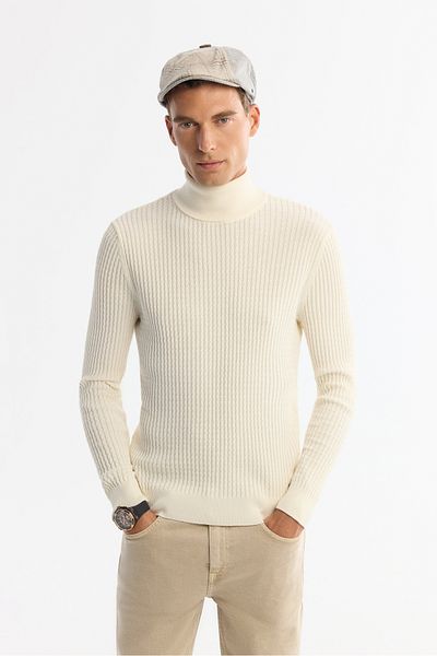 Avva Men's Ecru Full Turtleneck Wool Blended Jacquard Knitwear Sweater A42Y5074