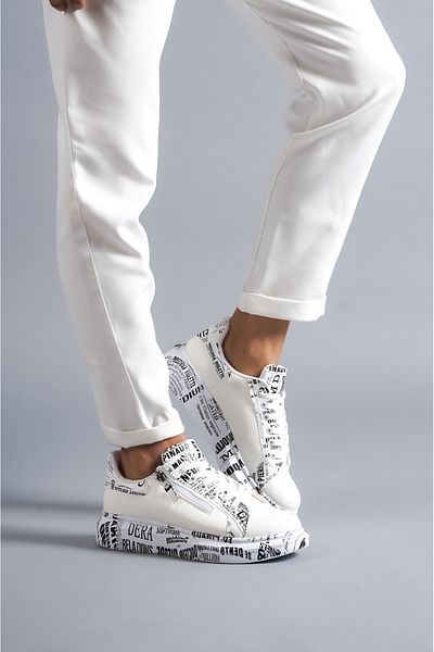 BOA Kb02 Crocodile White Newspaper Men's Shoes