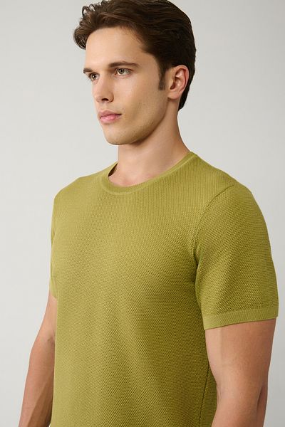 Avva Men's Oil Green Crew Neck Textured Cotton Knitwear T-Shirt E 005027