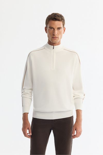 Avva Men's Ecru Zippered Stand Collar Rayon Knitwear Sweater A42Y5005