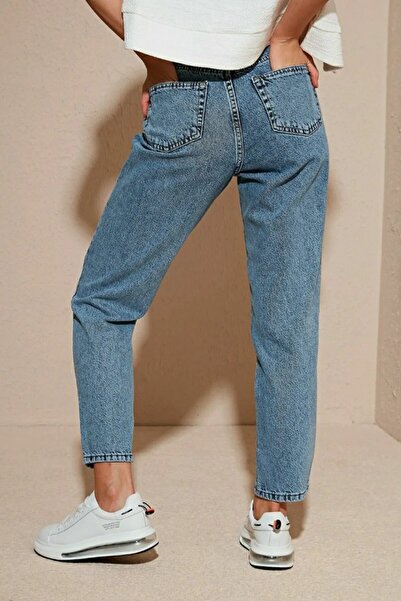 TRENDNATUREL Vella Blue Snow Wash Lycra Mom Jean Pants