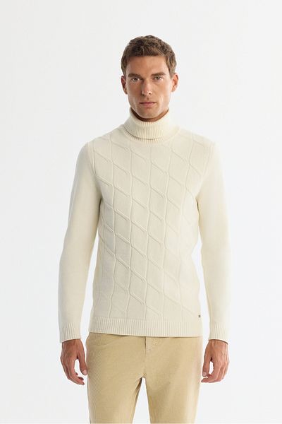 Avva Men's Ecru Full Turtleneck Patterned Soft Touch Knitwear Sweater A42Y5117