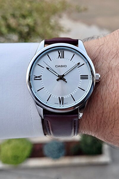 Casio Case Metalic Cord Brown Color Men's Wristwatch