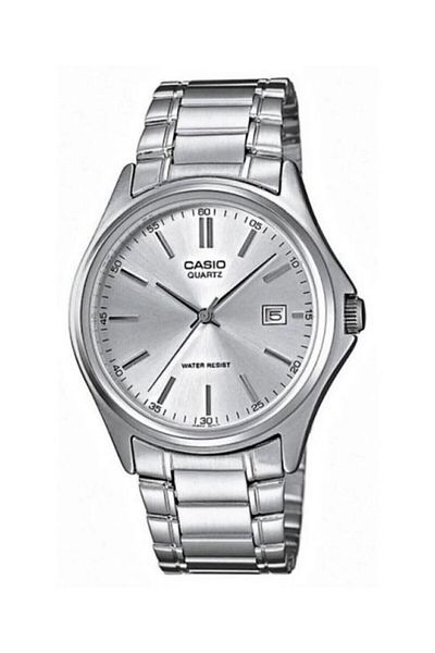 Casio Men's Wristwatch in Metallic Color