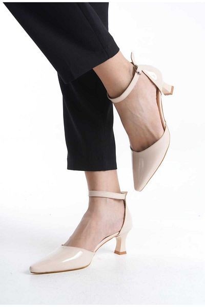 JVC Women Beige Patent Leather Low Heel Stiletto