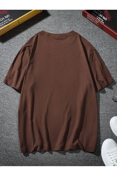 BEETON T-Shirt Triangle Mountain - Μπλουζάκι με κοντό μανίκι με λαιμόκοψη σε καφέ στάμπα