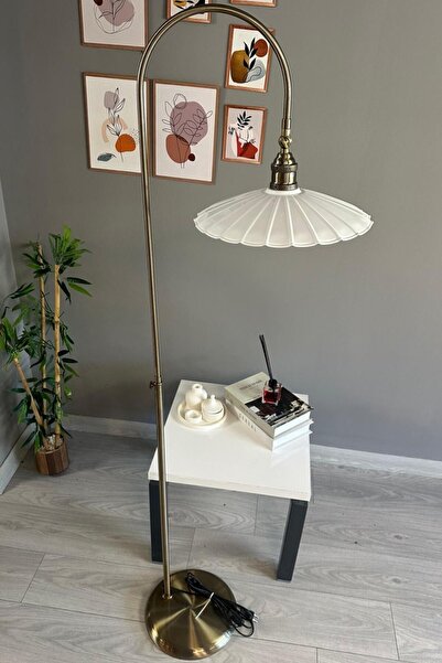 Bamyum Flower Lambader Beyaz Lale Başlık Modern Dekoratif Metal Oturma Odası Çalışma Odası