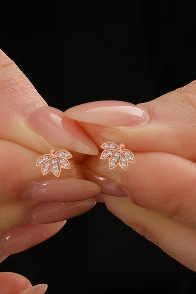Söğütlü Silver Gümüş rose zirkon taşlı lotus çiçeği küpe SGTL12845ROSE