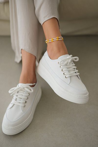 selinshoes Peint High-Based Lace-Up Sneaker- White