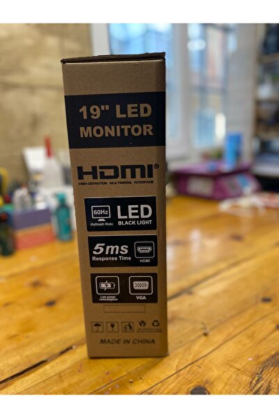 ip teknoloji3d 19" Inç Fullhd 5ms Hdmı Vga Led 60hz Monitör