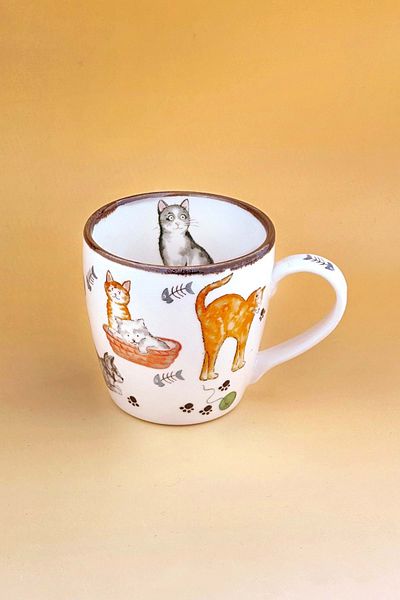 Bursa Porselen Dekor Kitty Pouring Porcelain Mug