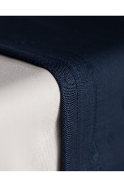 Madame Coco Ancella Runner