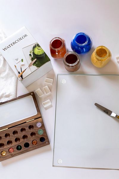 Vosevu Transparent Glass Painting Palette, with Silicone Feet, Shatter-Resistant, Paint Mixing Table, 45 X 30 cm
