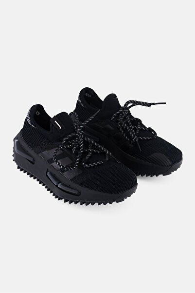 adidas حذاء خارجي برباط للأولاد الصغار، أسود