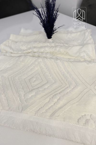WorthWhile Julia Pompom Textured Fringed Runner 40X140 cm 1 Piece