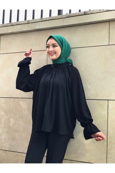 MERVE TESETTÜR ΜΠΛΟΥΖΑ ΤΟΥΝΙΚ ΜΕ ΛΕΠΤΟΜΕΡΕΙΑ ΣΤΟΝ ΑΓΚΩΝΑ