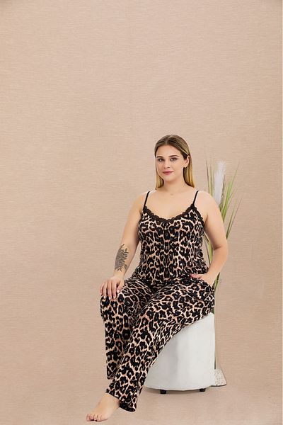Lady Lingerie Σετ γυναικείες πιτζάμες με ρυθμιζόμενο κορδόνι με λουράκι Leopard με σχέδιο King Size