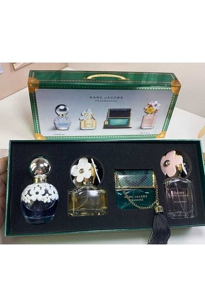 Marc عطور جاكوبس 4 × 30 مل