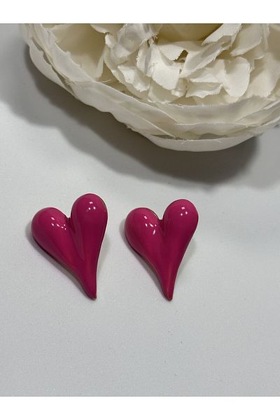 MFM STORE Heart Earrings