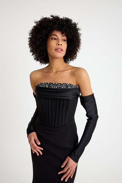 SpringStore Rochie de seară neagră fără bretele cu pietre în față