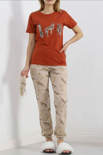 RED VELVET Leopard Patterned Brick Color Pajama Set (Eye Patch Included)