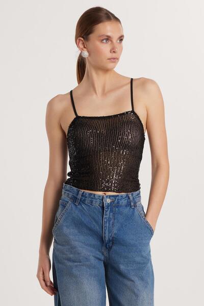 Tudors Women's Slim Fit Slim Fit Black Zero Sleeve U Neck Bustier