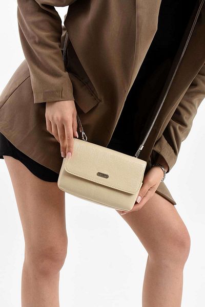 Getcho Nepavy Women's Chain Strap Cream Mini Crossbody Bag – Flap Model, Adjustable Strap, Zippered