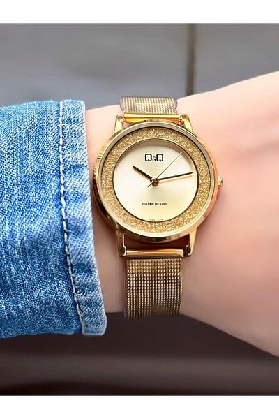 Q&Q Women's Wristwatch with Wicker Band Gold Color
