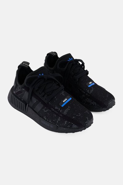 adidas حذاء NMD R1 برباط للأنشطة الخارجية للأولاد من كيدز بوي، أسود