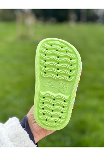 Bold Boutique Figured Children's Slippers, Children's Sandals, Beach Pool Slippers, Suitable for Kindergarten